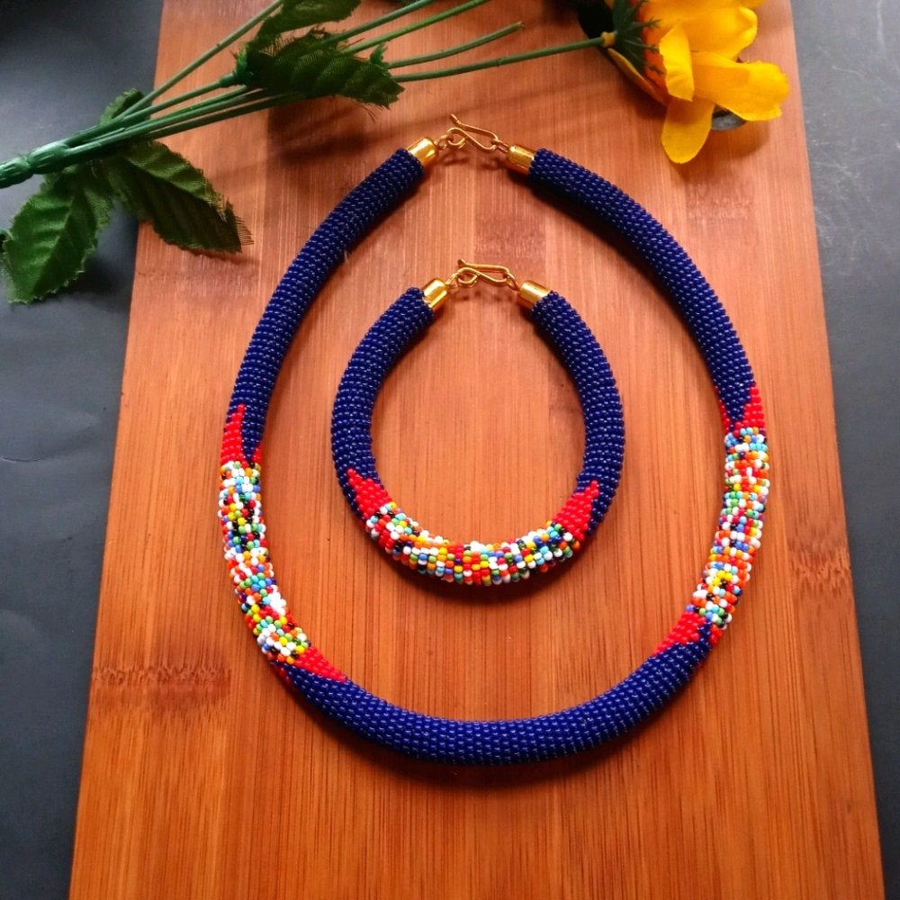 2PC Beautiful African Beaded Maasai Jewelry Set - Picture 7 of 12